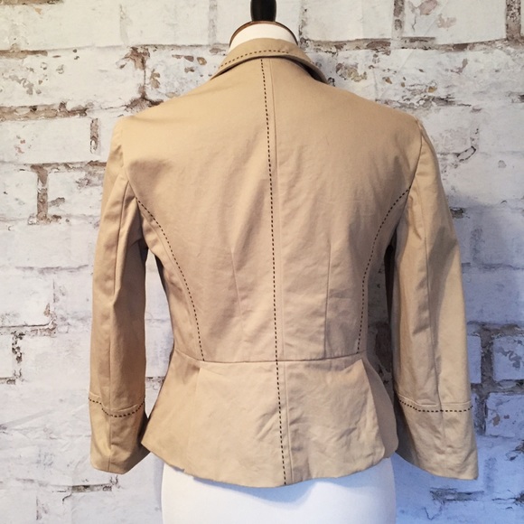 Ann Taylor Loft cream blazer - Picture 6 of 7